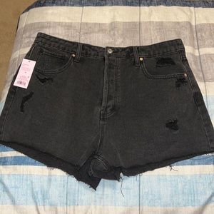 *NWT* Wild Fable High-rise Cutoff Shorts! Size 14